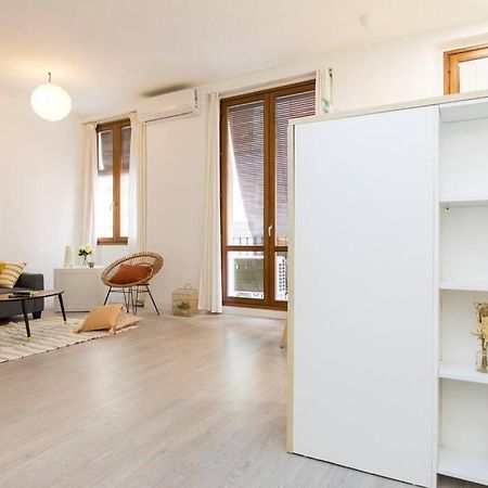 Moderno Apartamento En Casco Historico + Desayuno! Zaragoza Ngoại thất bức ảnh