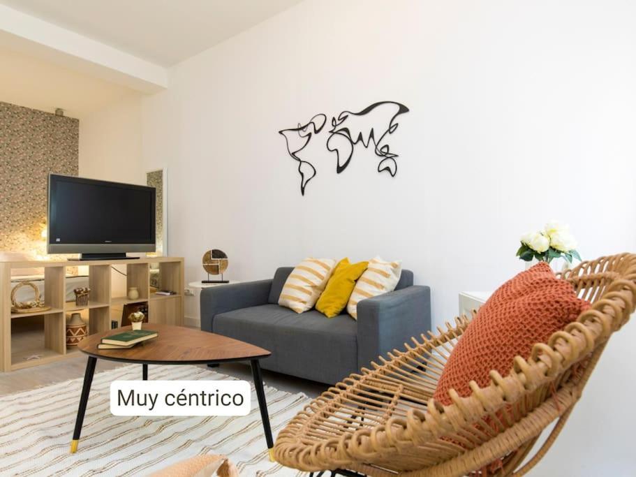 Moderno Apartamento En Casco Historico + Desayuno! Zaragoza Ngoại thất bức ảnh