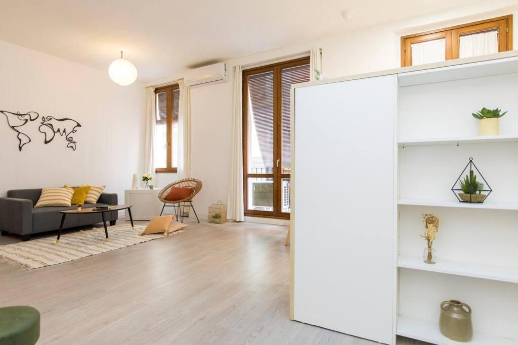 Moderno Apartamento En Casco Historico + Desayuno! Zaragoza Ngoại thất bức ảnh